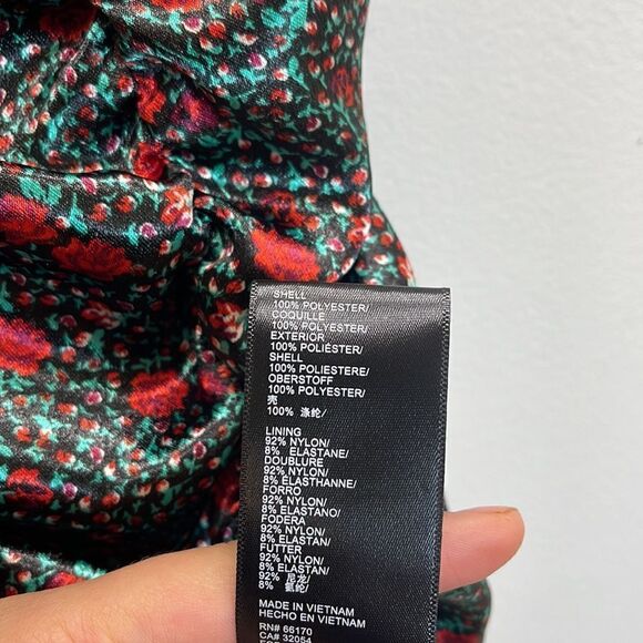 Urban Outfitters - Iris Satin Rushed Mini Dress 👗 Red Florals - Picture 6 of 6